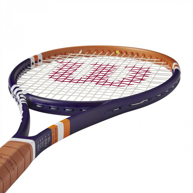 Wilson Roland Garros Blade 98 (16x19) v8.0