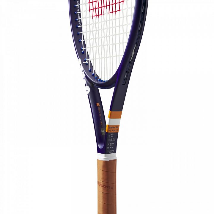 Wilson Roland Garros Blade v8.0 Jr 26