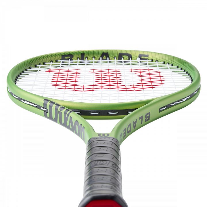 Wilson Blade Feel 100